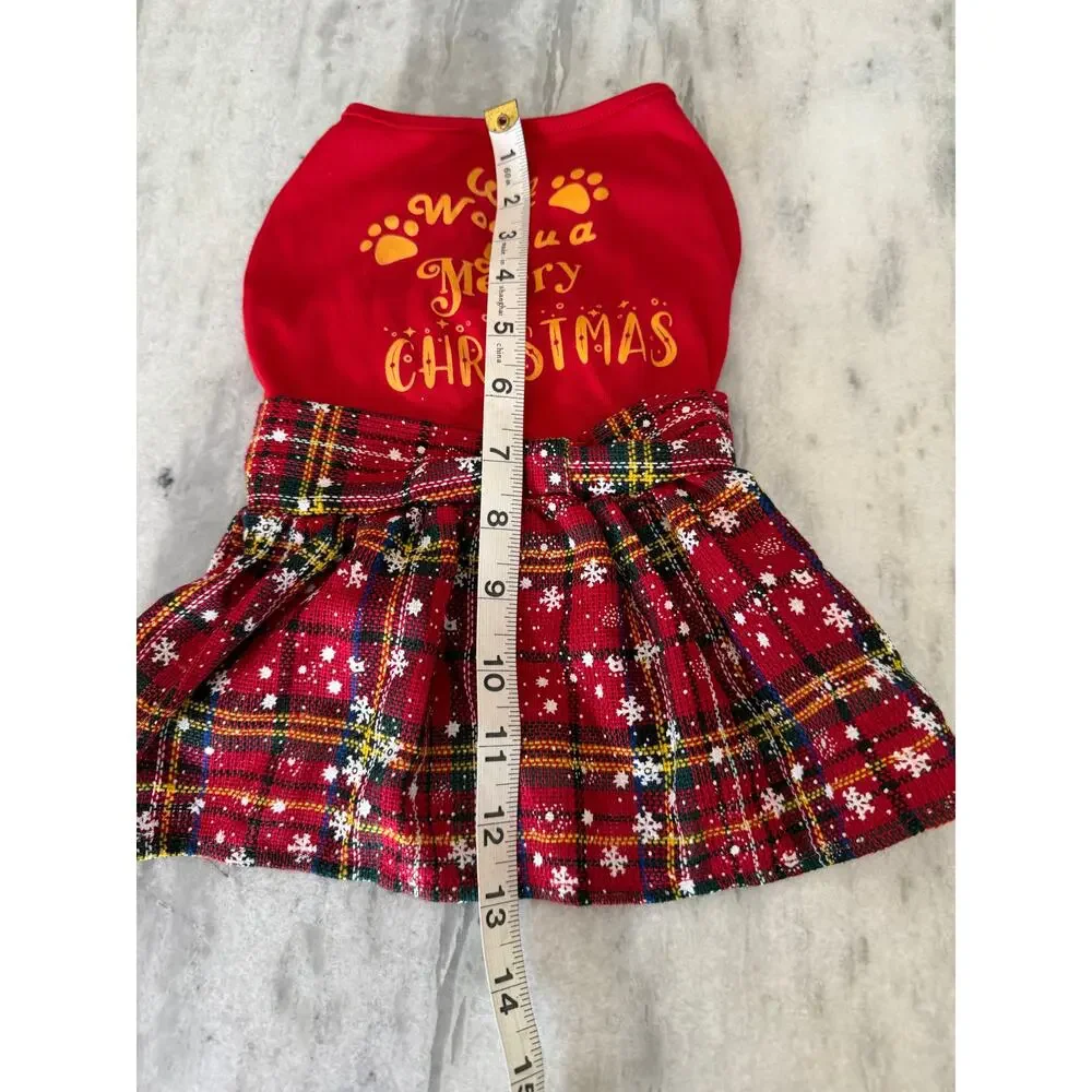 Dog Christmas Dress Fits Like a Small tag says Medium